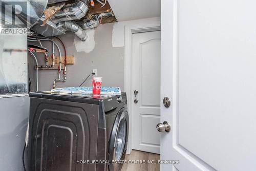 310 Pharmacy Avenue, Toronto (Clairlea-Birchmount), ON - Indoor Photo Showing Laundry Room