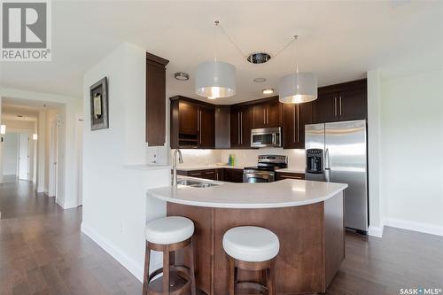 508 902 Spadina Crescent E, Saskatoon, SK - Indoor Photo Showing Kitchen With Double Sink