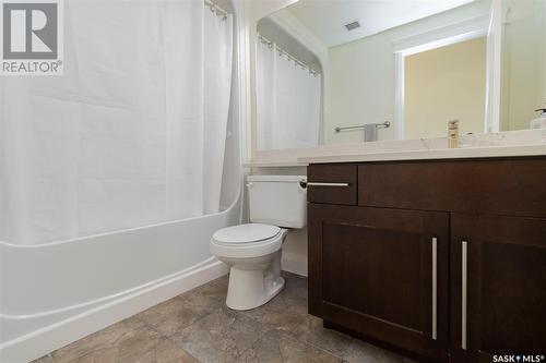 508 902 Spadina Crescent E, Saskatoon, SK - Indoor Photo Showing Bathroom