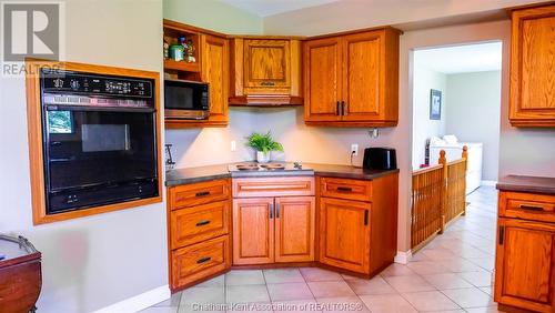 53 Glenmar Avenue, Chatham, ON - Indoor Photo Showing Kitchen