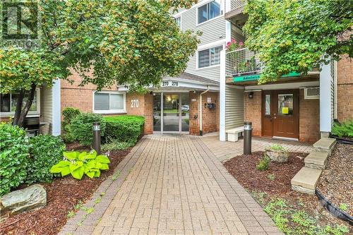 270 Brittany Drive Unit#307, Ottawa, ON - Outdoor