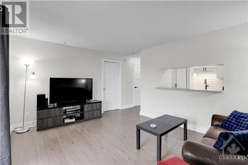 Living Room Now - 270 Brittany Drive Unit#307, Ottawa, ON - Indoor Photo Showing Living Room