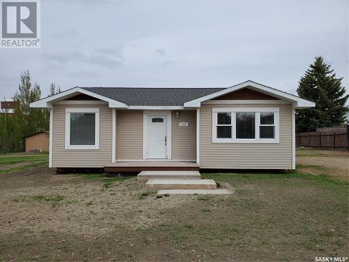 113 6Th Street E, Ponteix, SK - Outdoor