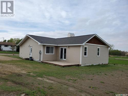 113 6Th Street E, Ponteix, SK - Outdoor