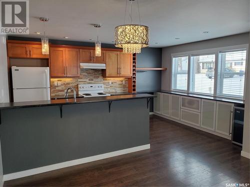 113 6Th Street E, Ponteix, SK - Indoor Photo Showing Kitchen