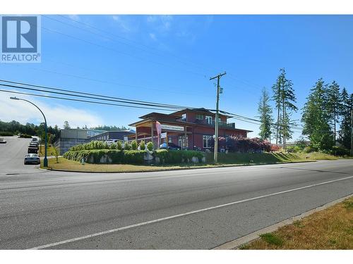 5533 Sechelt Inlet Crescent, Sechelt, BC 