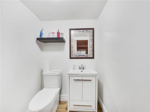 13 Prince Paul Crescent, St. Catharines, ON - Indoor Photo Showing Bathroom