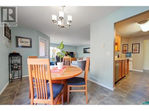 797 Leon Avenue Unit# 208, Kelowna, BC - Indoor Photo Showing Dining Room