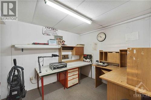 Office or study area off rec. room - 1410 Palmerston Drive, Ottawa, ON - Indoor Photo Showing Office