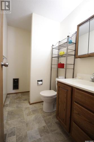 221 4Th Avenue, Whitewood, SK - Indoor Photo Showing Bathroom