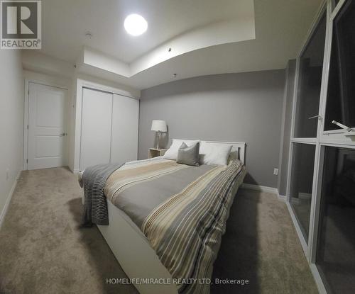 802 - 560 North Service Road, Grimsby, ON - Indoor Photo Showing Bedroom