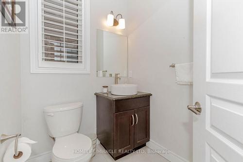 32 Mcintyre Lane, East Luther Grand Valley (Grand Valley), ON - Indoor Photo Showing Bathroom