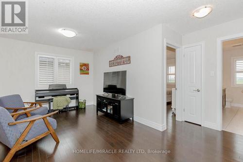 32 Mcintyre Lane, East Luther Grand Valley (Grand Valley), ON - Indoor Photo Showing Other Room