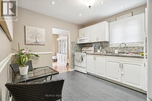 823 Church Drive, Innisfil (Lefroy), ON - Indoor Photo Showing Kitchen