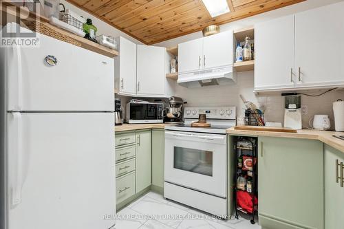 823 Church Drive, Innisfil, ON - Indoor Photo Showing Kitchen