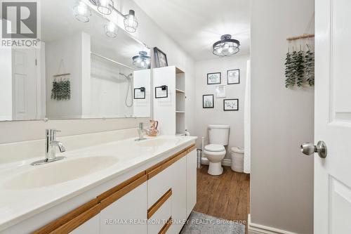 823 Church Drive, Innisfil (Lefroy), ON - Indoor Photo Showing Bathroom