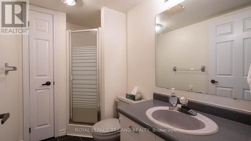 605 - 1510 Richmond Street, London, ON - Indoor Photo Showing Bathroom