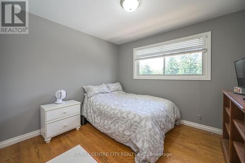 675 Dunboyne Crescent, London, ON - Indoor Photo Showing Bedroom