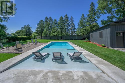 675 Dunboyne Crescent, London, ON - Outdoor With In Ground Pool With Backyard