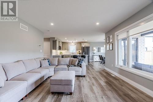 26 Triebner Street, South Huron (Exeter), ON - Indoor Photo Showing Living Room