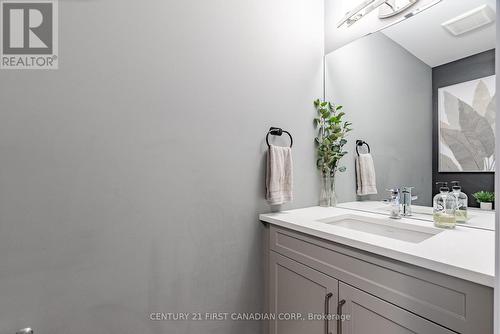 26 Triebner Street, South Huron (Exeter), ON - Indoor Photo Showing Bathroom