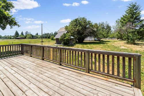 4581 Samuelson Road, Canyon, BC - Outdoor With Deck Patio Veranda