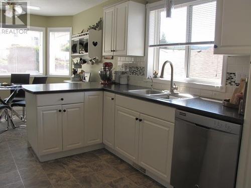 66 500 Wotzke Drive, Williams Lake, BC - Indoor Photo Showing Kitchen With Double Sink