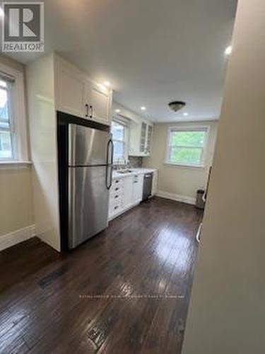 23 Irwin Avenue, Aurora (Aurora Village), ON - Indoor Photo Showing Kitchen