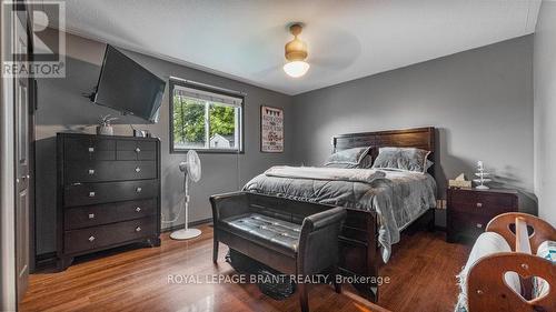 45 Brewster Way, Brantford, ON - Indoor Photo Showing Bedroom