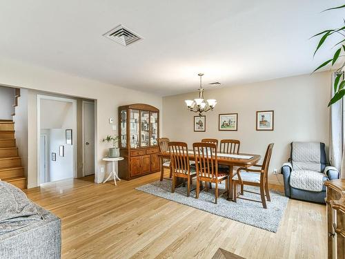 Dining room - 50 Av. Carmen, Saint-Sauveur, QC - Indoor