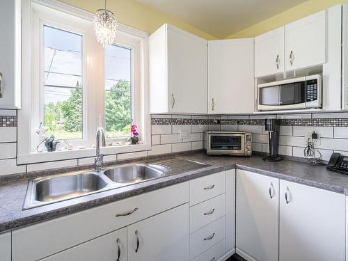 Kitchen - 993 Rue Des Lacs, Saint-Jérôme, QC - Indoor Photo Showing Kitchen With Double Sink