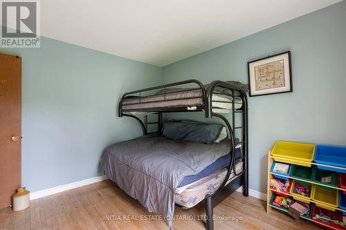 27 Hines Crescent, London, ON - Indoor Photo Showing Bedroom