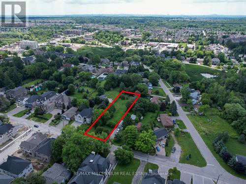 39 Maple Grove Avenue, Richmond Hill (Oak Ridges), ON 