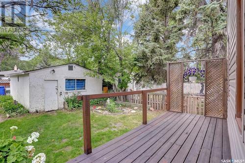 948 Queen Street, Regina, SK - Outdoor With Deck Patio Veranda