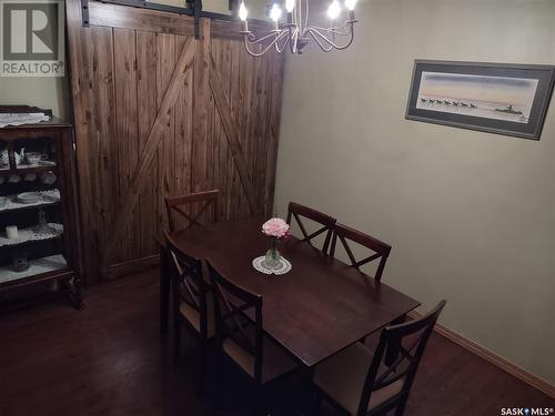 948 Queen Street, Regina, SK - Indoor Photo Showing Dining Room