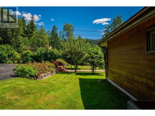 3918 Macgregor West  Road, Nelson, BC - Outdoor