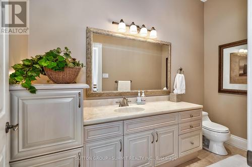 5431 Appleby Line, Burlington, ON - Indoor Photo Showing Bathroom