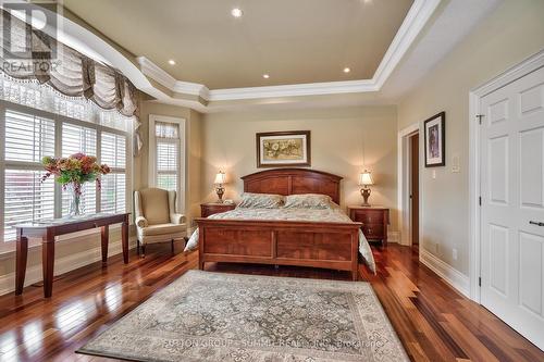 5431 Appleby Line, Burlington, ON - Indoor Photo Showing Bedroom