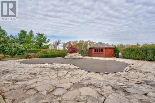 5431 Appleby Line, Burlington, ON - Outdoor