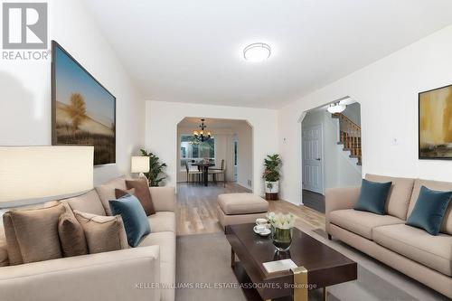 54 Northampton Street, Brampton (Westgate), ON - Indoor Photo Showing Living Room