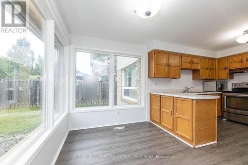 54 Northampton Street, Brampton (Westgate), ON - Indoor Photo Showing Kitchen With Double Sink