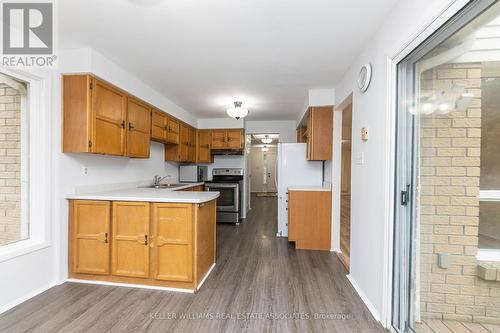 54 Northampton Street, Brampton (Westgate), ON - Indoor Photo Showing Kitchen