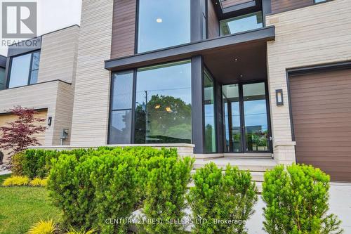 121 Cumberland Drive, Mississauga (Port Credit), ON - Outdoor