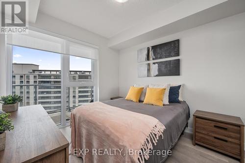 1212 - 5180 Yonge Street, Toronto (Willowdale West), ON - Indoor Photo Showing Bedroom