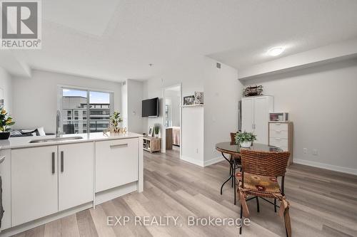 1212 - 5180 Yonge Street, Toronto (Willowdale West), ON - Indoor Photo Showing Kitchen