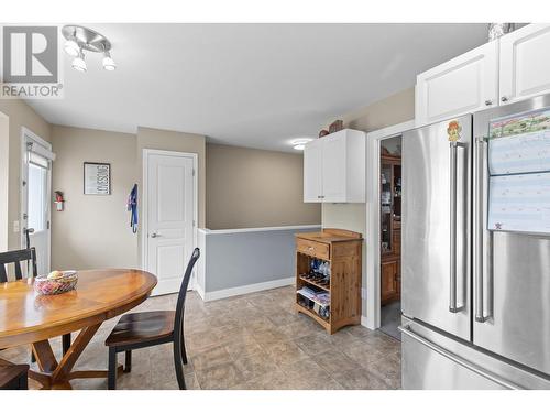 384 Klassen Road, Kelowna, BC - Indoor Photo Showing Other Room