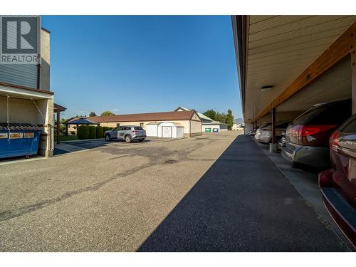 1055 Glenwood Avenue Unit# 101, Kelowna, BC - Outdoor