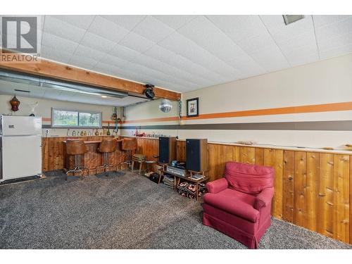 2828 Dumont  Crescent, Castlegar, BC - Indoor