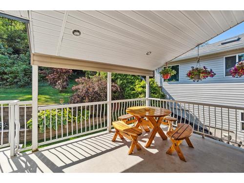 2828 Dumont Crescent, Castlegar, BC - Outdoor With Deck Patio Veranda With Exterior