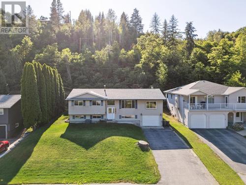 2828 Dumont  Crescent, Castlegar, BC - Outdoor With Deck Patio Veranda With Facade